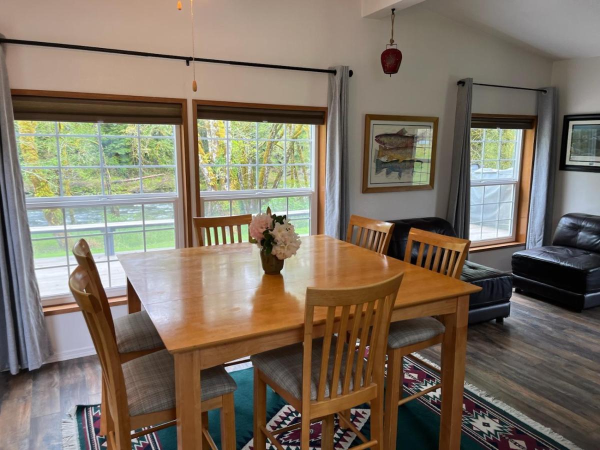 A Relaxing Getaway-A Backwoods Cabin Solduc River Beaver Exterior photo