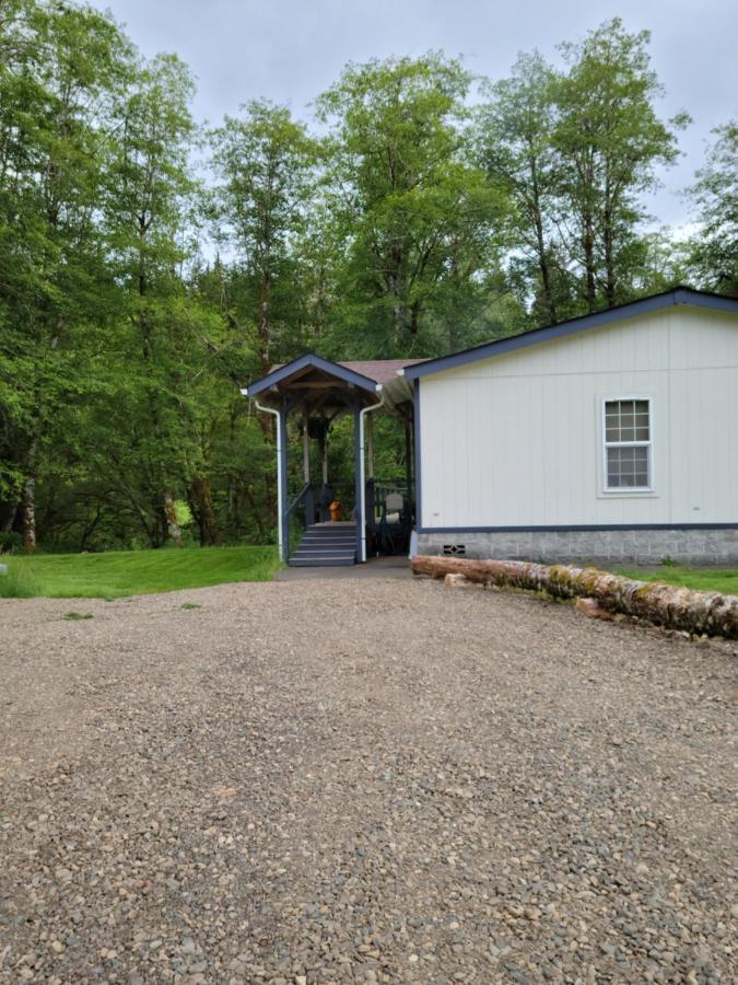 A Relaxing Getaway-A Backwoods Cabin Solduc River Beaver Exterior photo